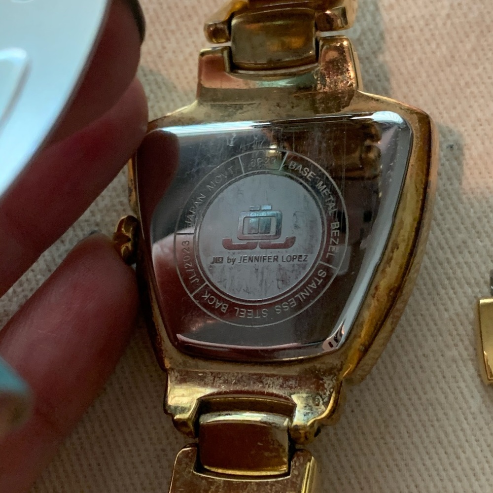 Jlo Watch - image 2